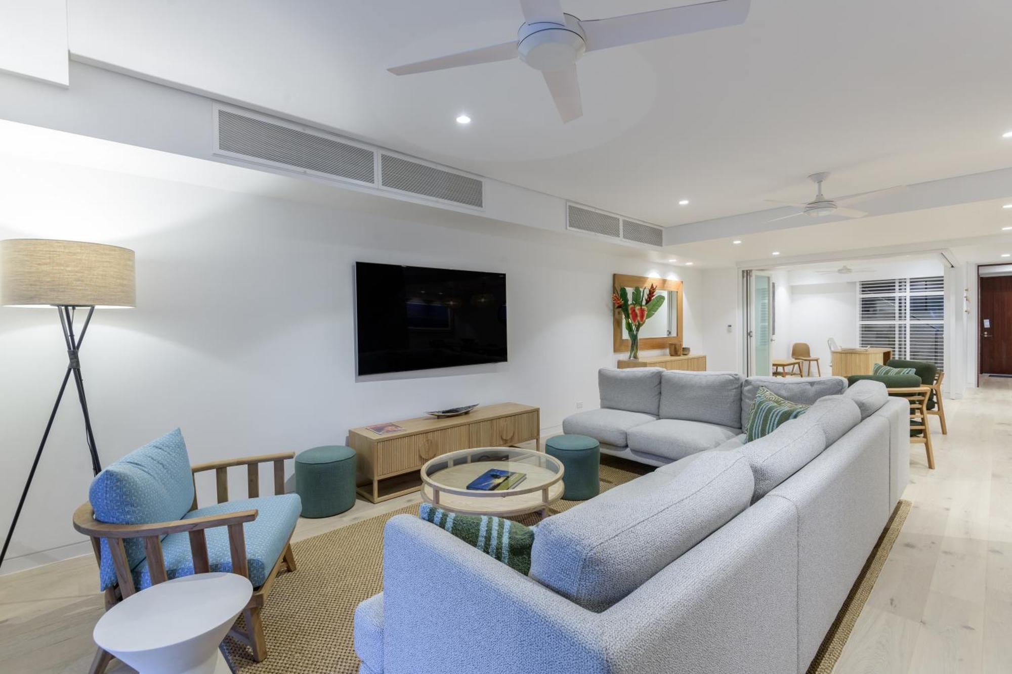 Coconut Grove Aparthotel Port Douglas Exteriör bild