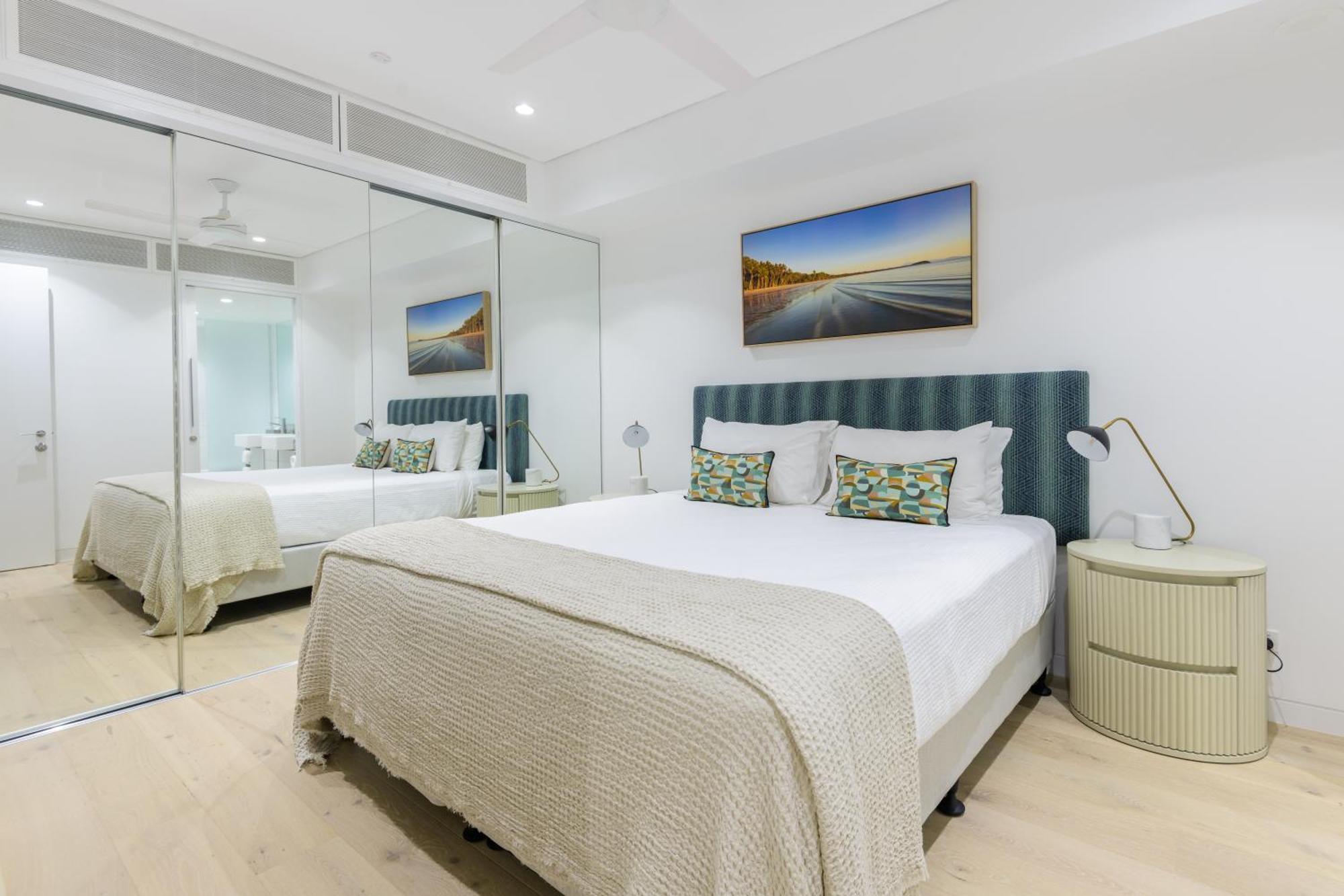 Coconut Grove Aparthotel Port Douglas Exteriör bild